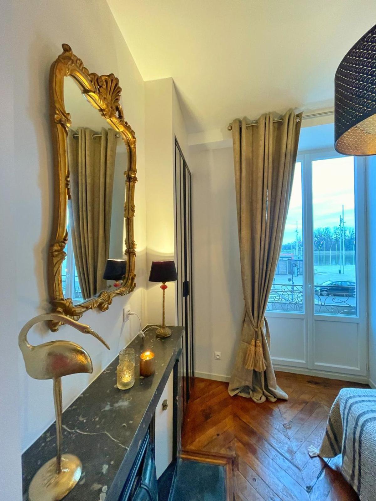 Center Macon Charmant Appartement Avec Vue Sur La Saone Екстер'єр фото
